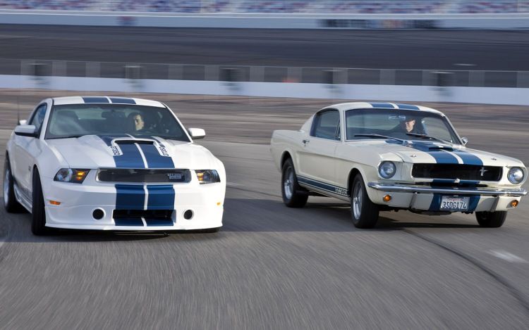 new-vs-old-cars-ford-mustang.jpg