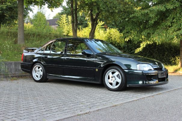 Lotus Carlton vs Ford Sierra Cosworth. Which was faster?