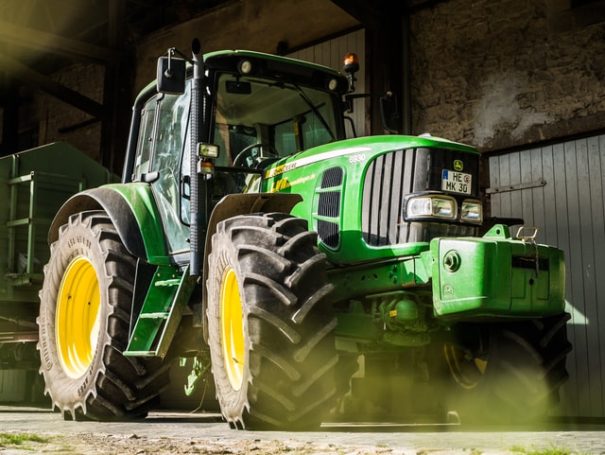 Tips For Daily Tractor Maintenance