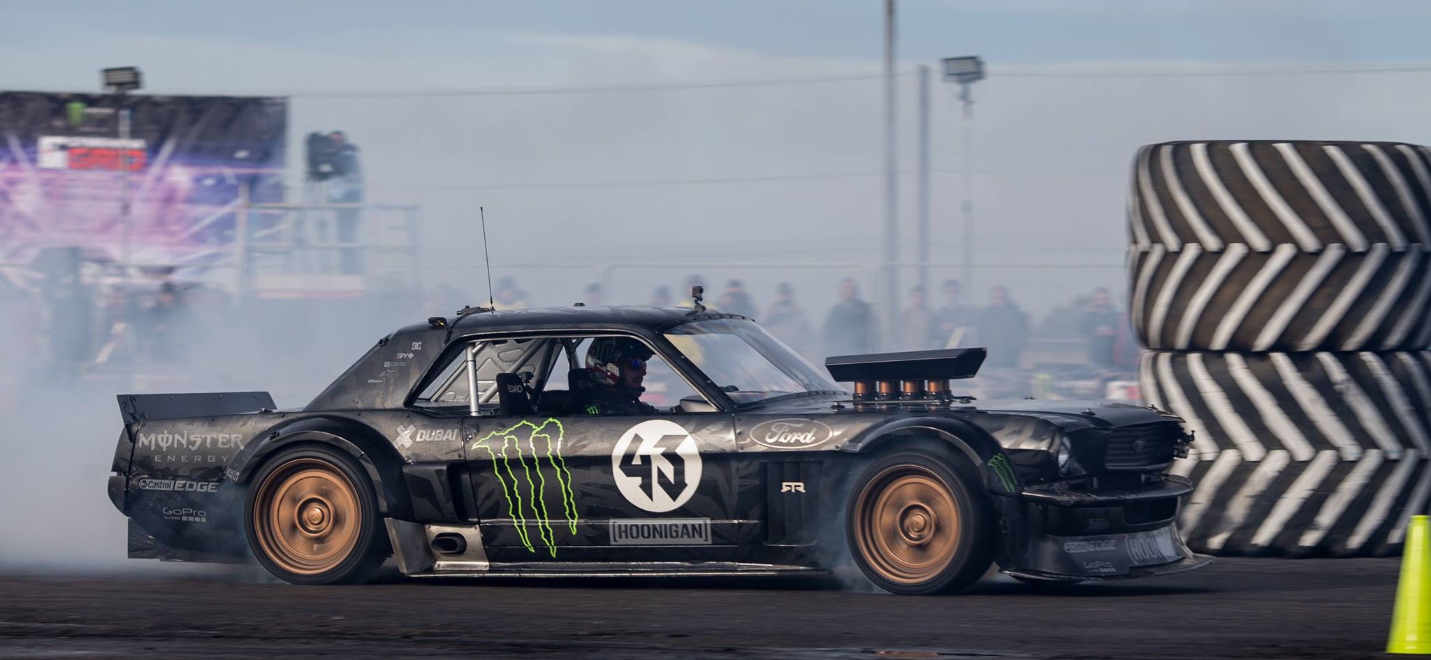 ken-block-gymkhana-santa-pod